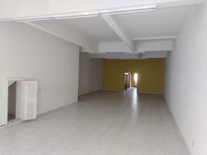 SALA COMERCIAL TÉRREA - LOCAÇÃO - cENTRO 