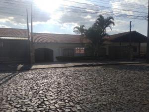 VENDA - RESIDÊNCIA - BAIRRO JARDIM CARVALHO - vILA BARONSA