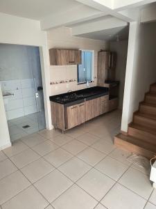 SOBRADO PARA VENDA - BAIRRO UVARANAS – VILA ANA RITA