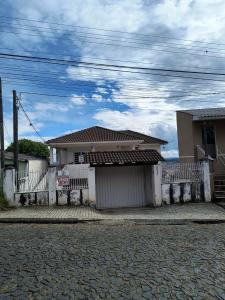 SOBRADO - VENDA - BAIRRO NOVA RÚSSIA - VILA HILGENBERG