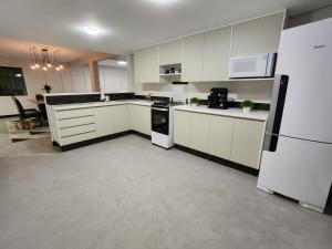 RESIDÊNCIA A VENDA - JARDIM AMÉRICA