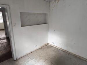 LOCAÇÃO - SOBRADO - BAIRRO CENTRO