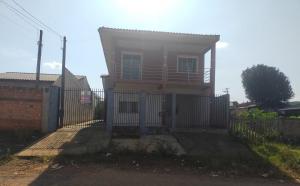 SOBRADO Á VENDA - BAIRRO CARÁ CARÁ - JARDIM CACHOEIRA