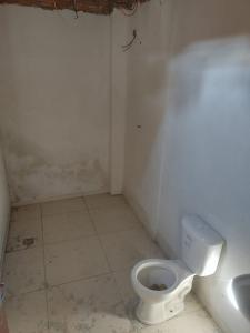 SOBRADO Á VENDA - BAIRRO CARÁ CARÁ - JARDIM CACHOEIRA