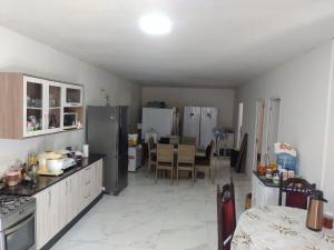 RESIDÊNCIA PARA VENDA - BAIRRO UVARANAS - PARQUE DOS PINHEIROS