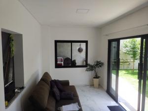 RESIDÊNCIA PARA VENDA - BAIRRO UVARANAS - PARQUE DOS PINHEIROS